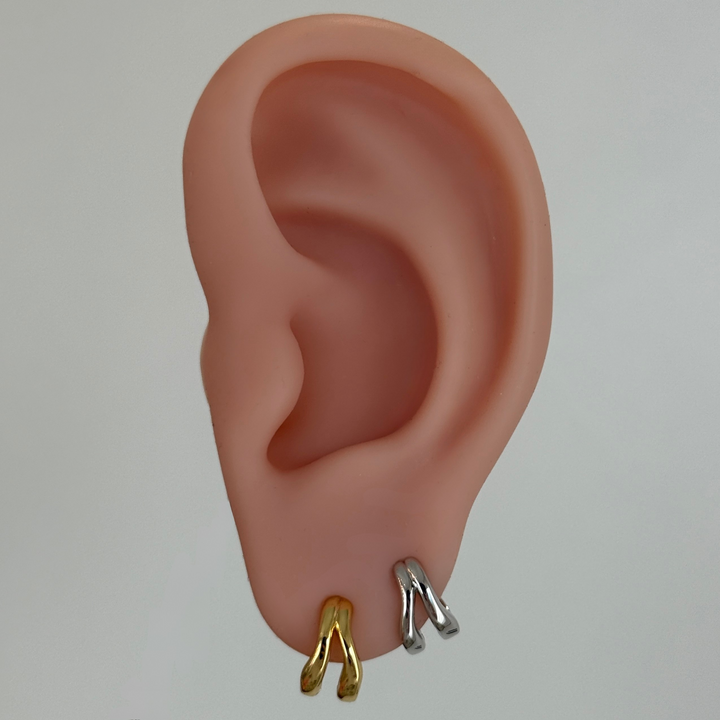 Plain Split Wavy Mini Hoops