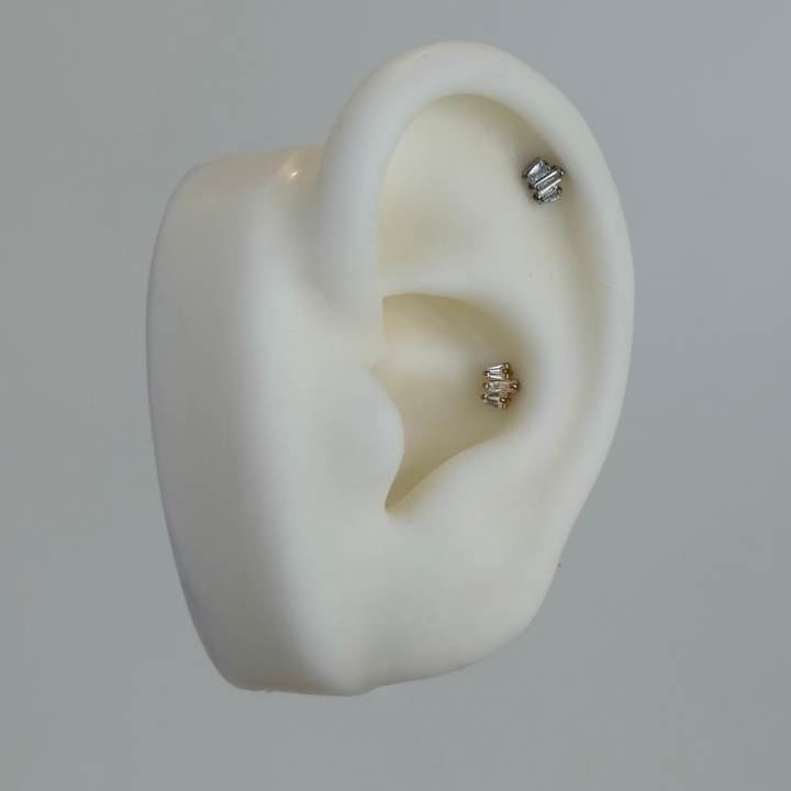 Dainty Fan Single Stud