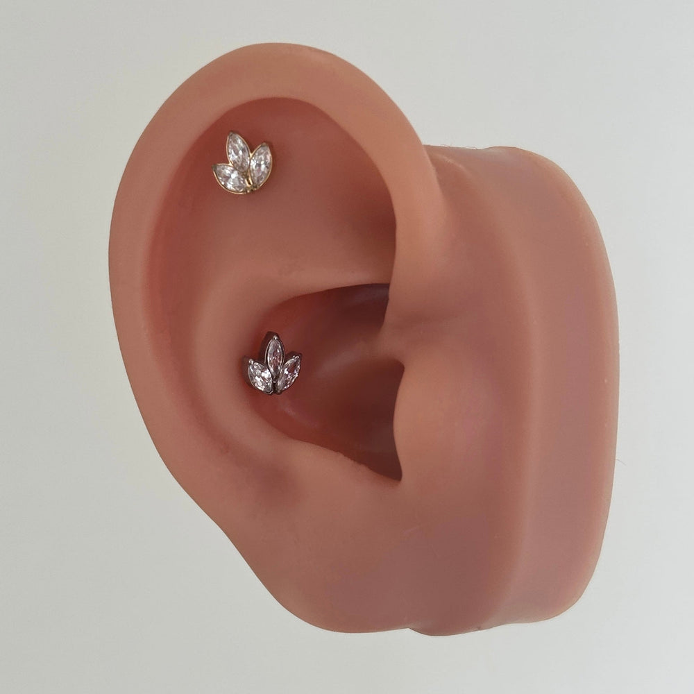 Lotus Cluster Single Stud Dorathy & J